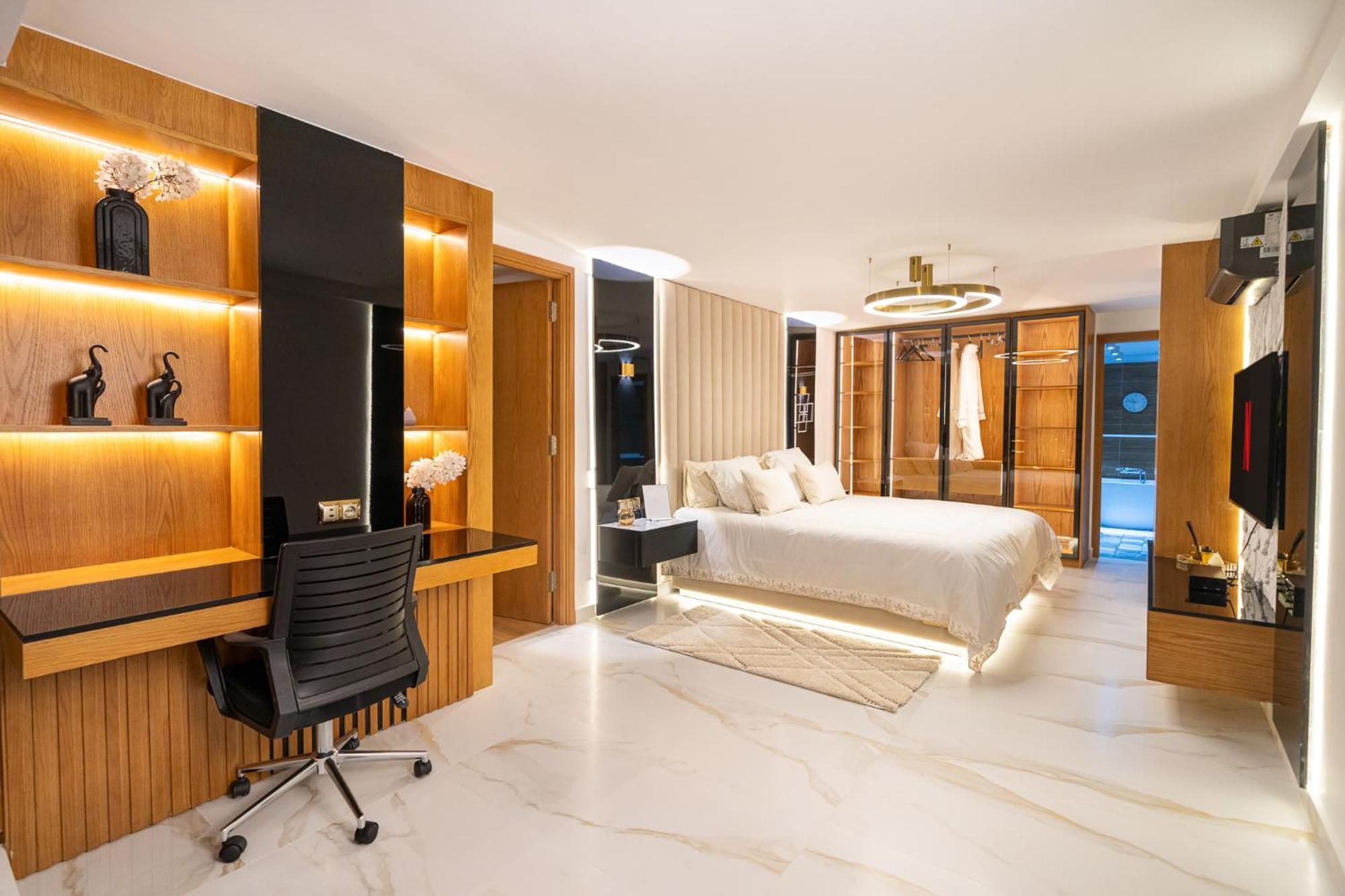 Ecrin Secret, Duplex Prestige, Proche Corniche & Medina, Piscine, Parking, Wifi, Iptv, Ac Leilighet Tanger Eksteriør bilde